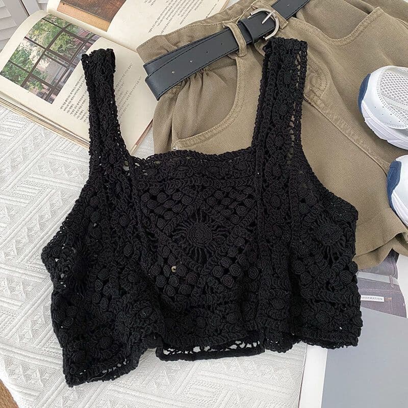 Crochet crop top retro