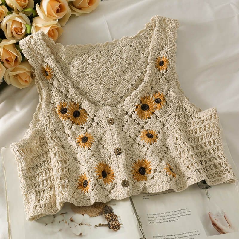 Crochet floral sleeveless top apricot